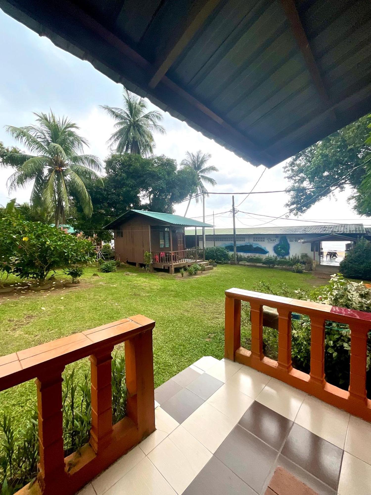 Abc Chalet Tioman Kampong Ayer Batang Exteriör bild